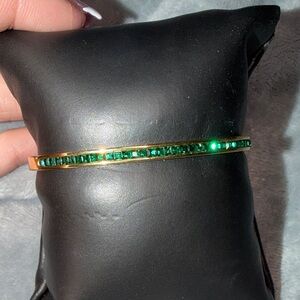 Elegant Gold and Green Bangle